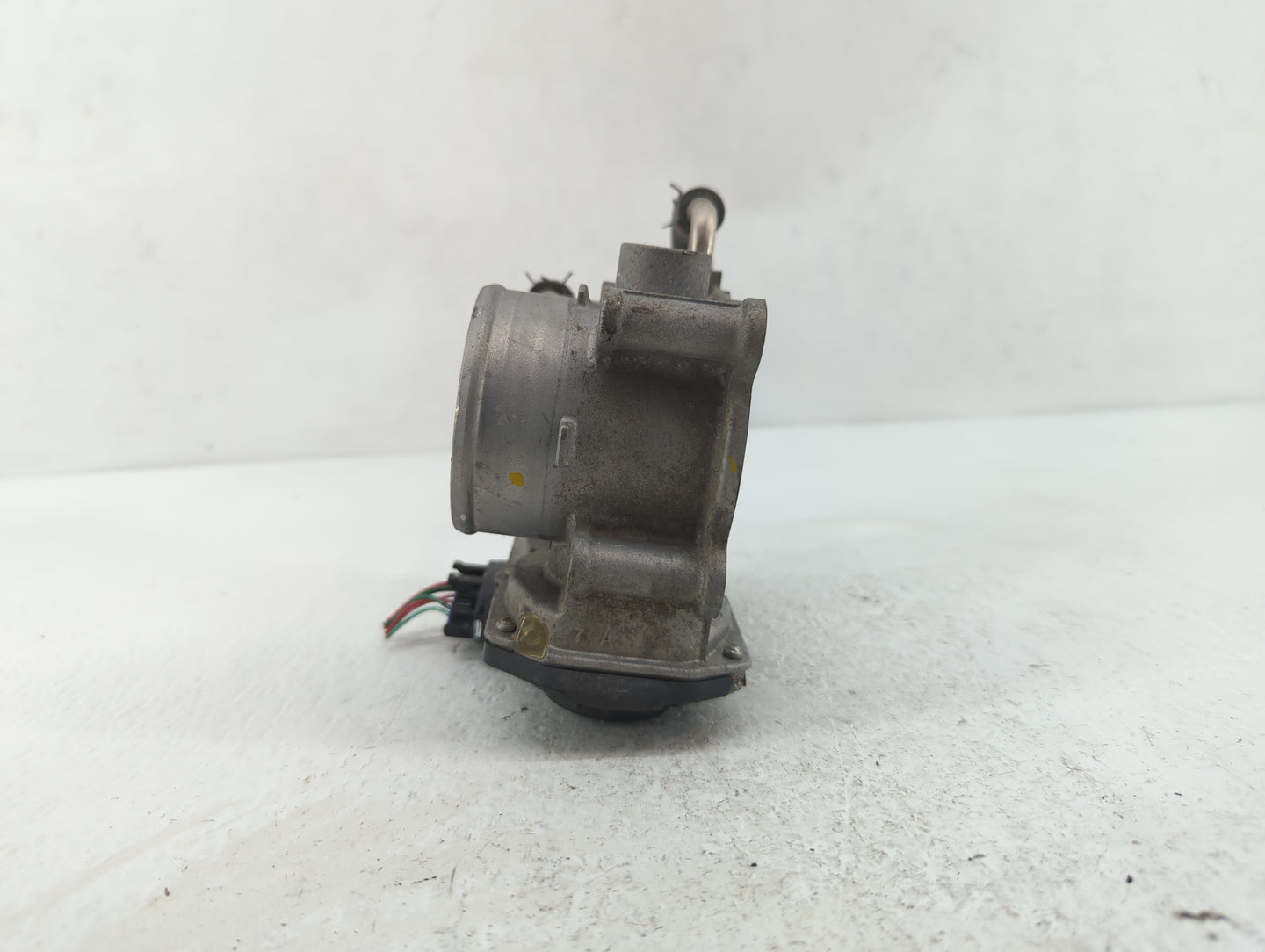 2019 Toyota C-Hr Throttle Body P/N:22030-0T130 22030-37040 Fits Fits 2013 2014 OEM Used Auto Parts - Oemusedautoparts1.com