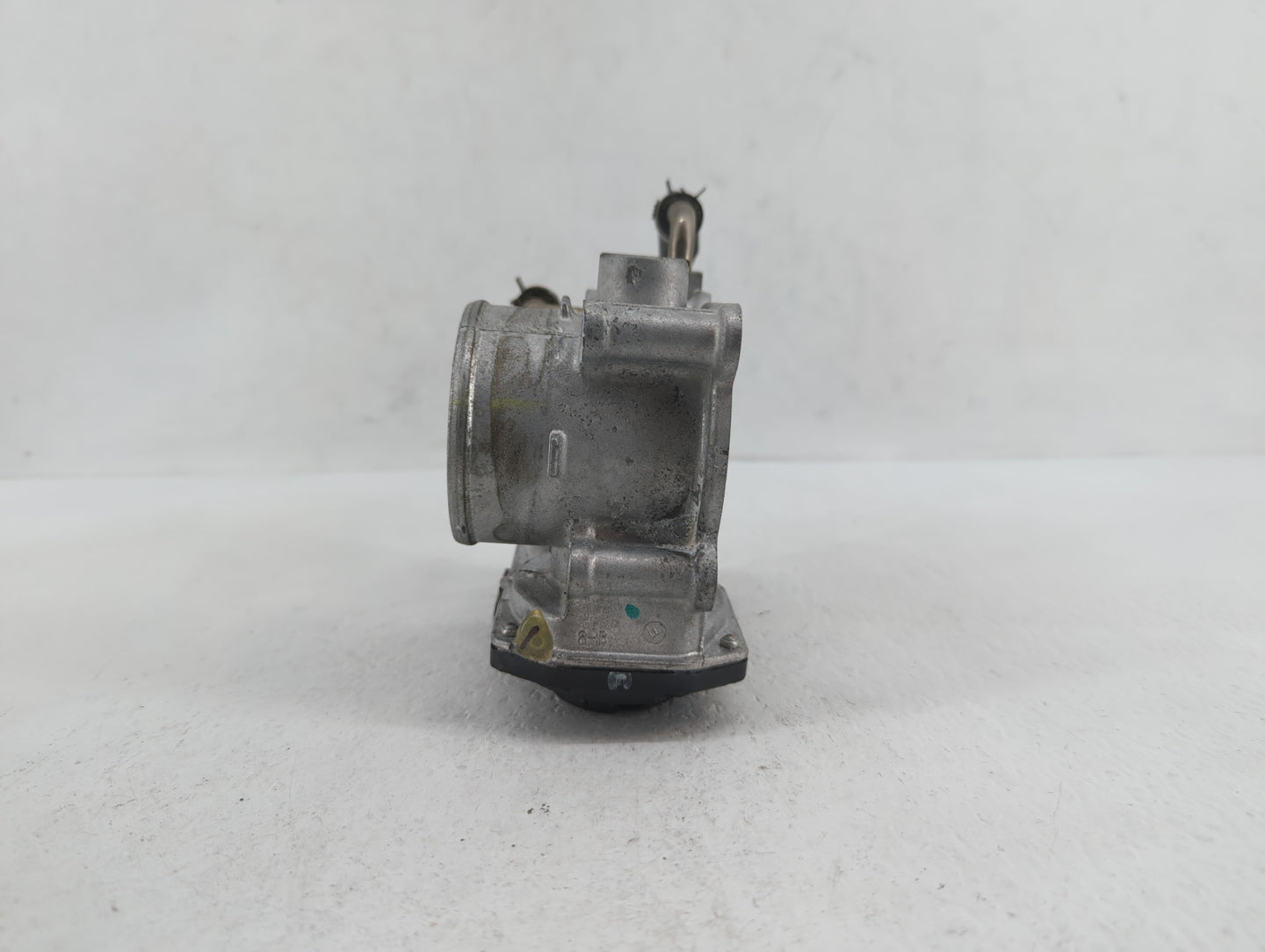 2019 Toyota C-Hr Throttle Body P/N:22030-0T130 22030-37040 Fits Fits 2013 2014 OEM Used Auto Parts - Oemusedautoparts1.com