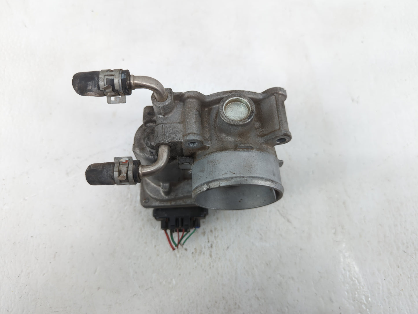 2018-2022 Toyota C-Hr Throttle Body P/N:22030-0P050 22030-0T130, 22030-37040 Fits Fits 2013 2014 2018 2019 2020 2021 2022 OE