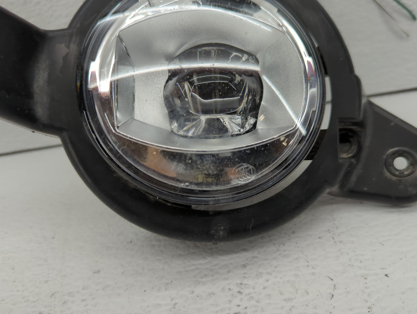 2018-2019 Toyota C-hr Passenger Right Oem Fog Light Lamp - Oemusedautoparts1.com