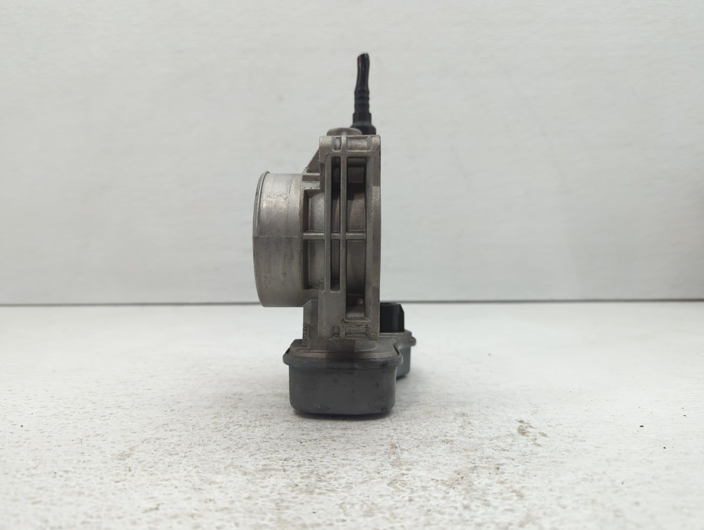 2018-2022 Toyota C-Hr Throttle Body P/N:101 05F 0177 Fits Fits 2013 2014 2018 2019 2020 2021 2022 OEM Used Auto Parts - Oemu