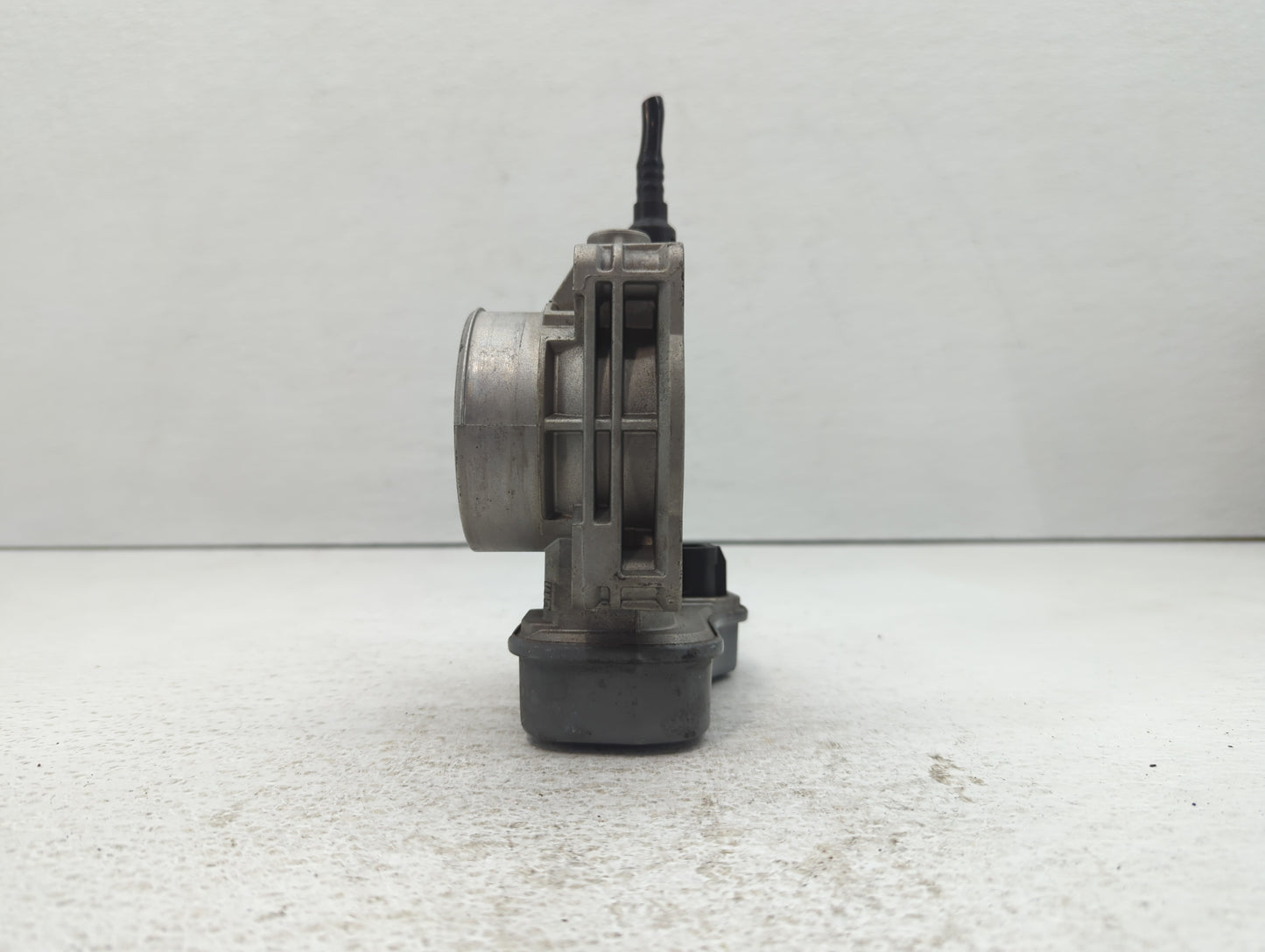 2018-2022 Toyota C-Hr Throttle Body P/N:101 05F 0177 Fits Fits 2013 2014 2018 2019 2020 2021 2022 OEM Used Auto Parts - Oemu