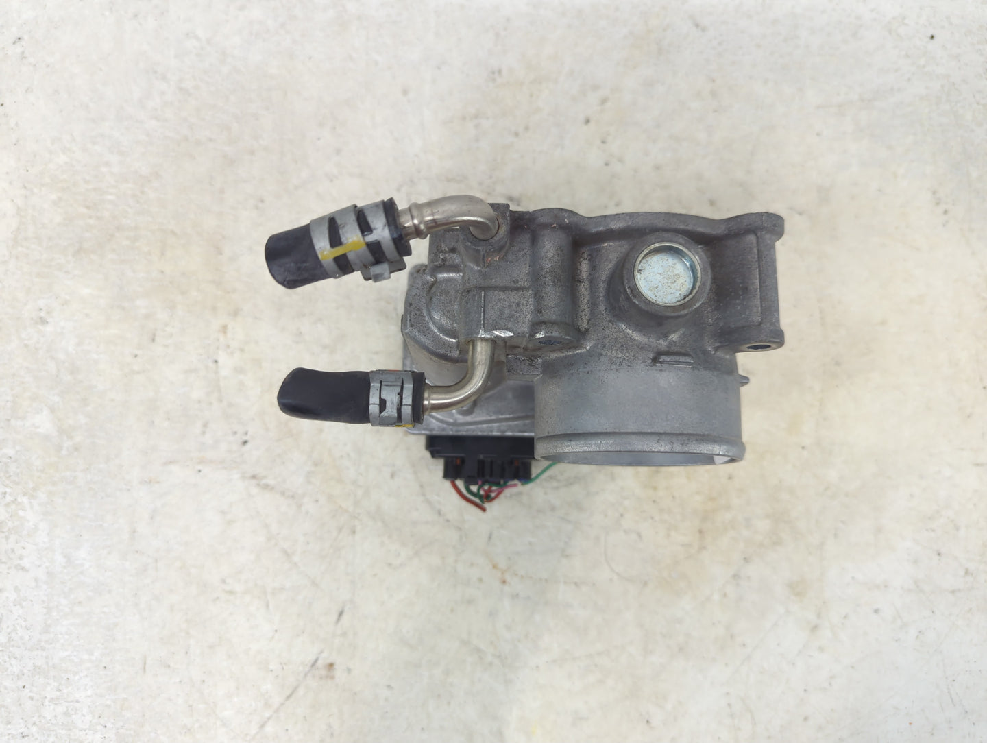 2018-2022 Toyota C-Hr Throttle Body P/N:D1332 9G18, 22020-37040 Fits Fits 2013 2014 2018 2019 2020 2021 2022 OEM Used Auto P