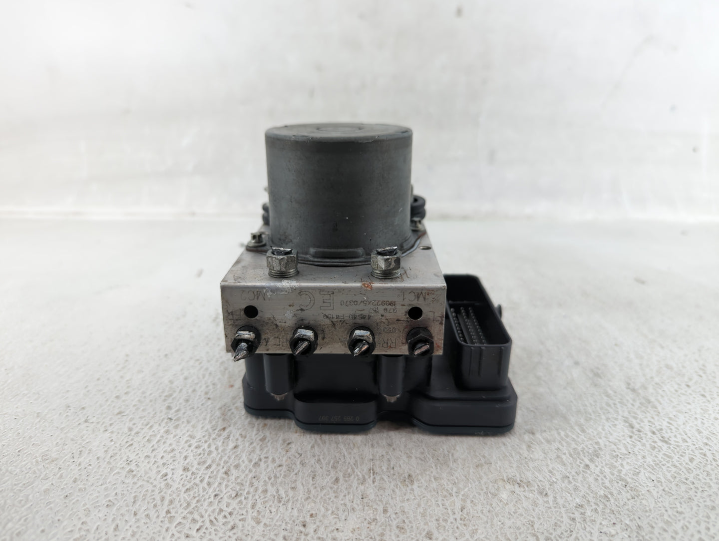 2019 Toyota C-Hr ABS Pump Control Module Replacement P/N:44540-F4150 Fits OEM Used Auto Parts - Oemusedautoparts1.com