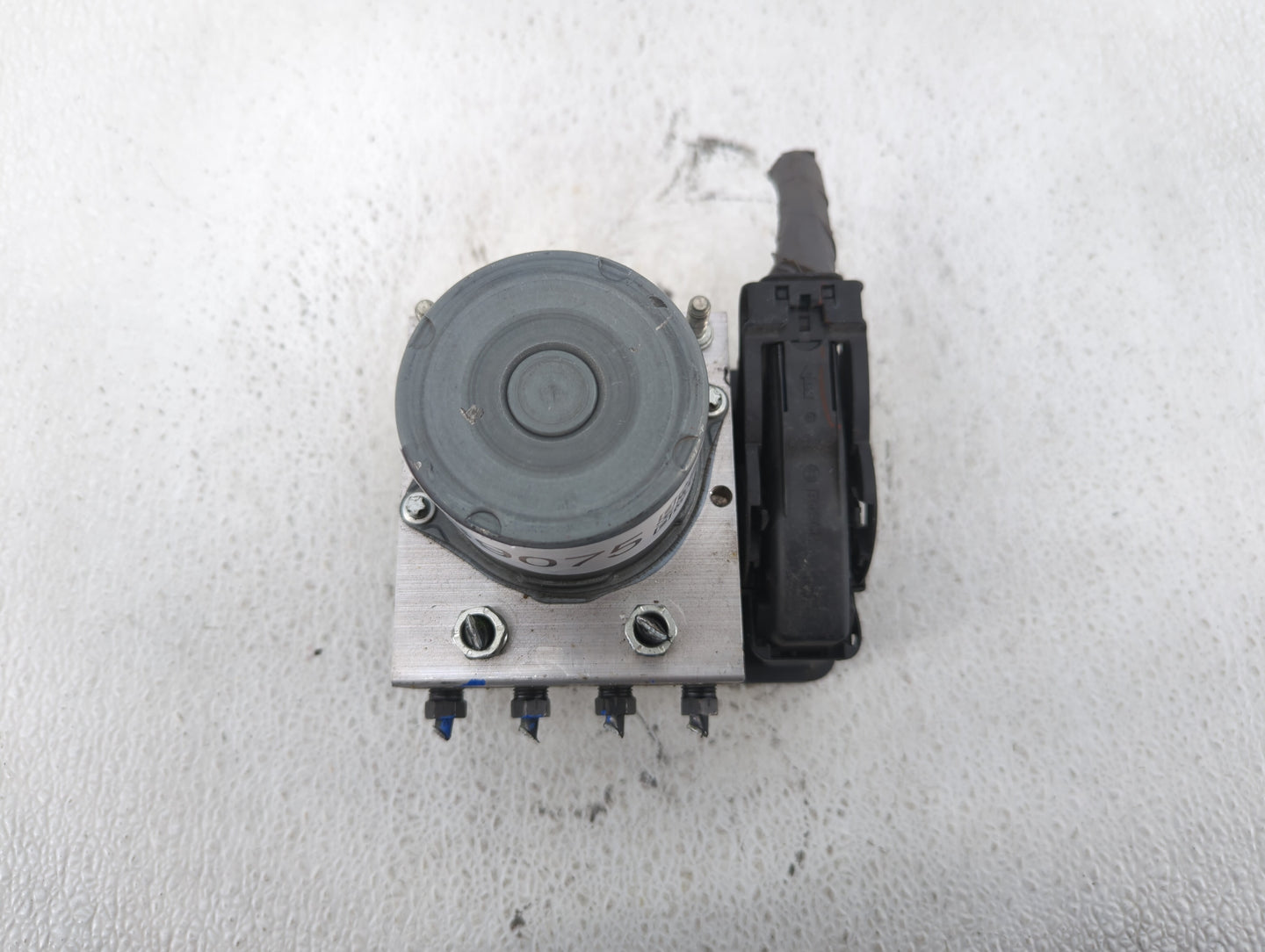 2019 Toyota C-Hr ABS Pump Control Module Replacement P/N:44540-F4150 Fits OEM Used Auto Parts - Oemusedautoparts1.com