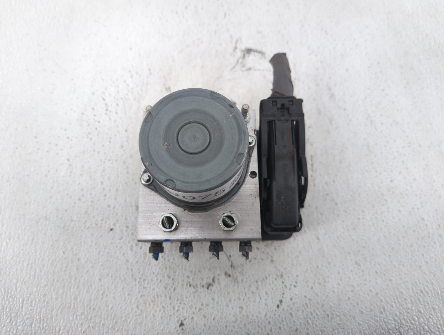 2019 Toyota C-Hr ABS Pump Control Module Replacement P/N:44540-F4150 Fits OEM Used Auto Parts - Oemusedautoparts1.com