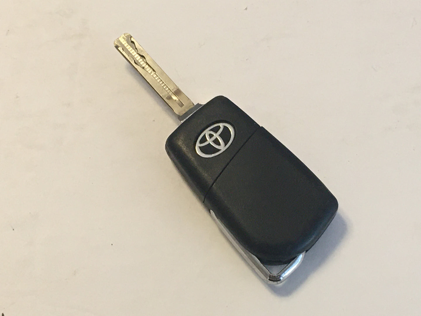 2018-2019 Toyota C-Hr Keyless Entry Remote Mozb97tz Rlvtob915-2188 - Oemusedautoparts1.com