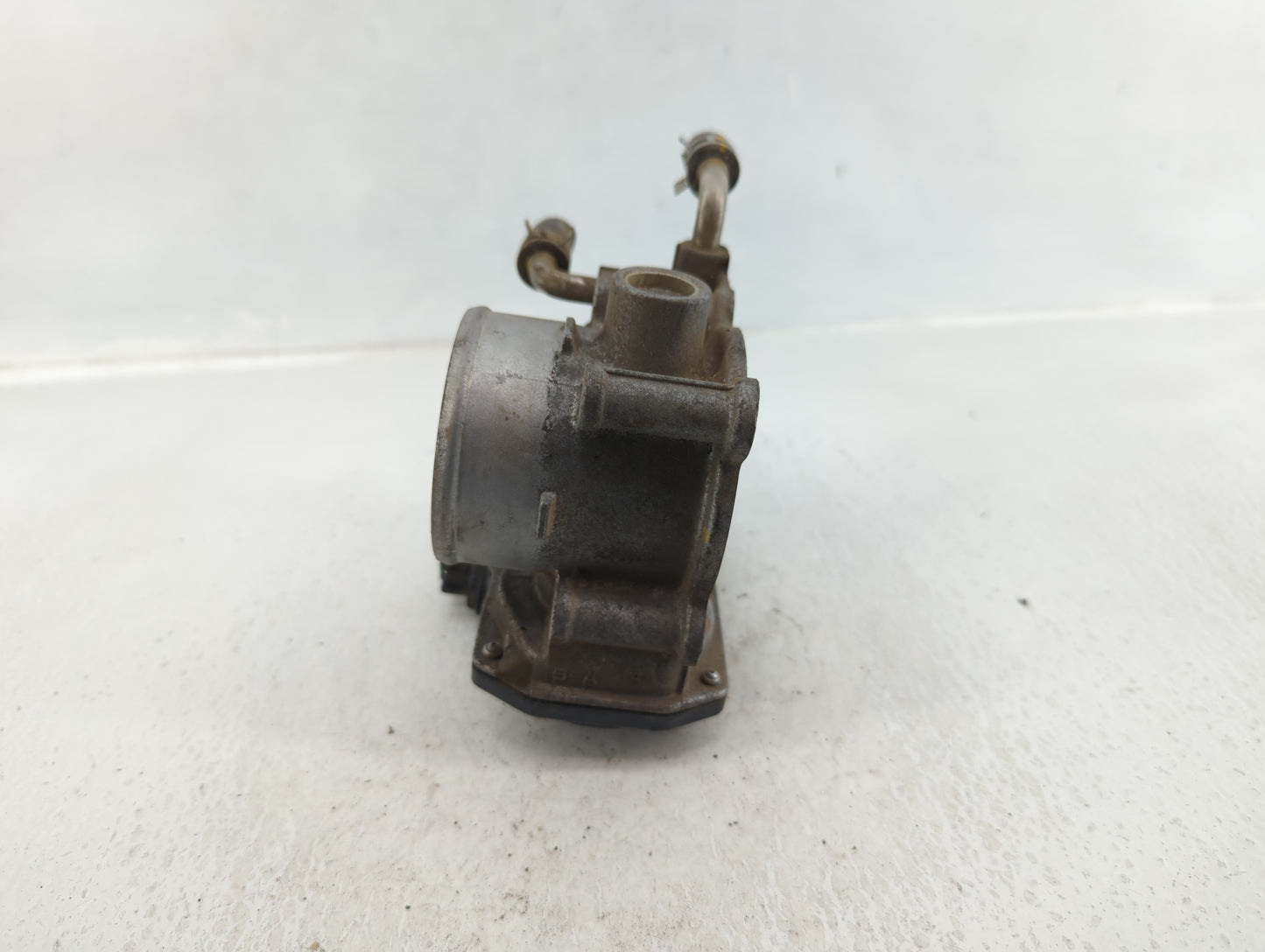 2018-2022 Toyota C-Hr Throttle Body P/N:22030-37040 Fits Fits 2013 2014 2018 2019 2020 2021 2022 OEM Used Auto Parts - Oemus