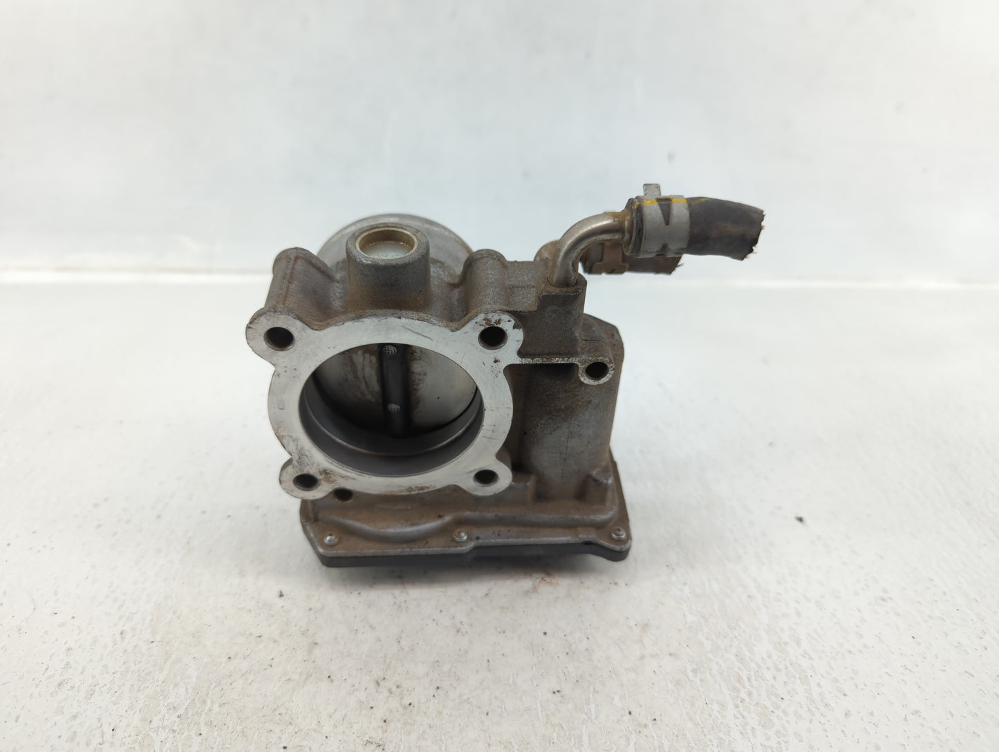 2018-2022 Toyota C-Hr Throttle Body P/N:22030-37040 Fits Fits 2013 2014 2018 2019 2020 2021 2022 OEM Used Auto Parts - Oemus