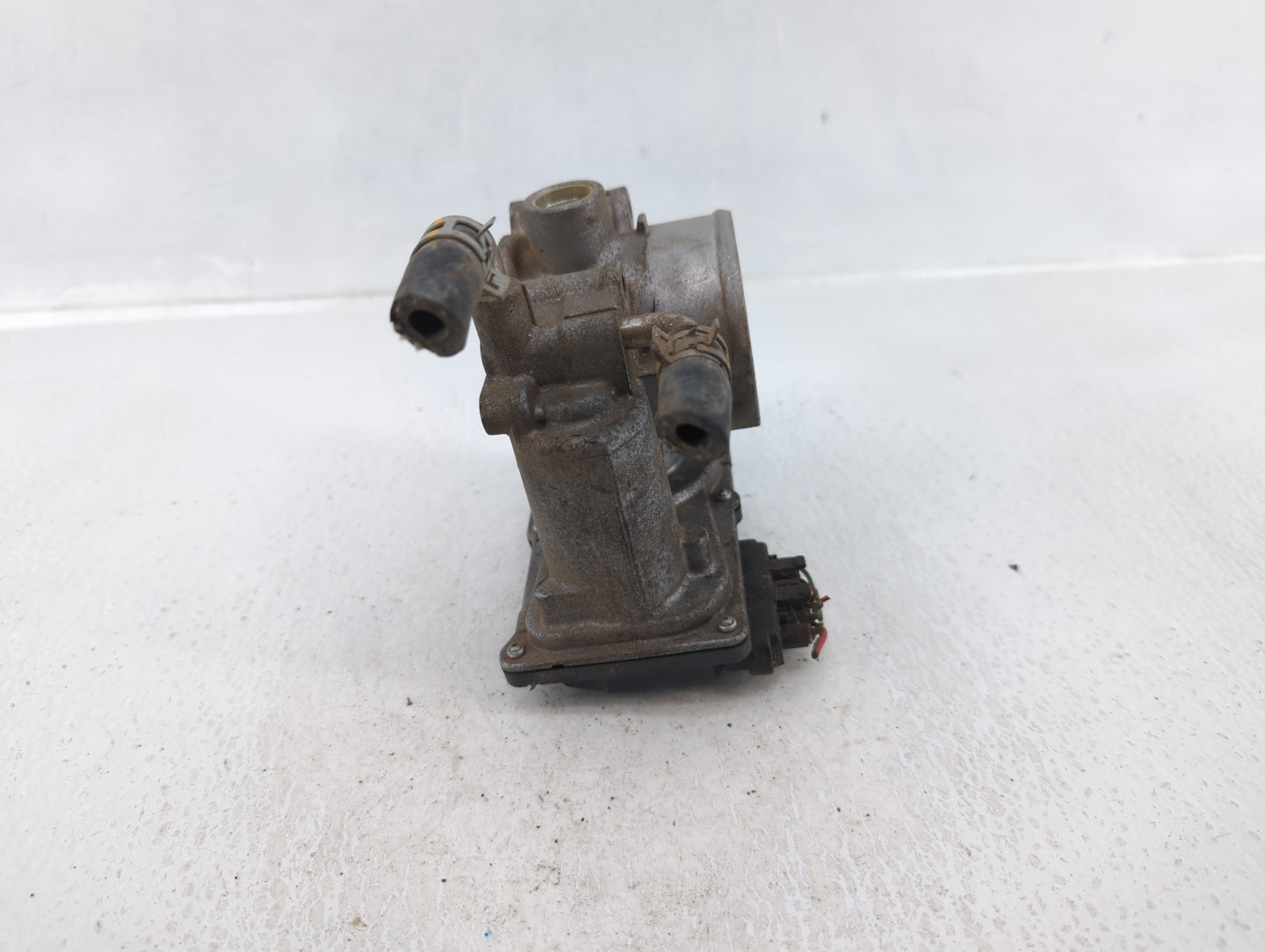 2018-2022 Toyota C-Hr Throttle Body P/N:22030-37040 Fits Fits 2013 2014 2018 2019 2020 2021 2022 OEM Used Auto Parts - Oemus