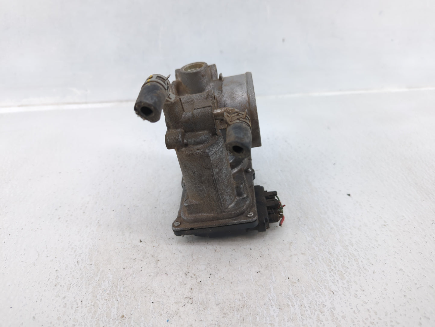 2018-2022 Toyota C-Hr Throttle Body P/N:22030-37040 Fits Fits 2013 2014 2018 2019 2020 2021 2022 OEM Used Auto Parts - Oemus