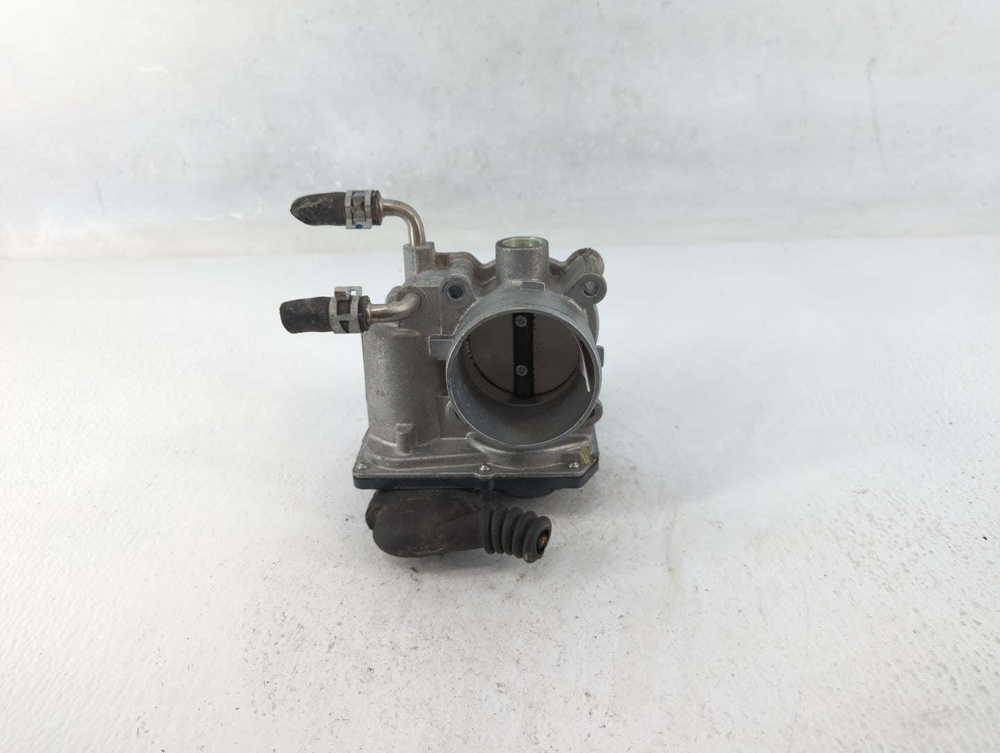 2018-2022 Toyota C-Hr Throttle Body P/N:22030-37040 Fits Fits 2013 2014 2018 2019 2020 2021 2022 OEM Used Auto Parts - Oemus