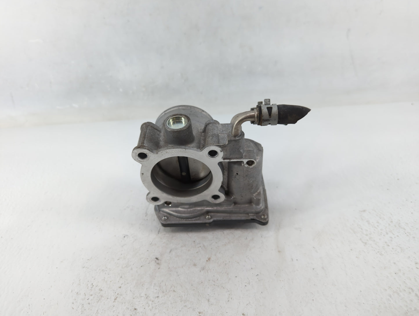 2018-2022 Toyota C-Hr Throttle Body P/N:22030-37040 Fits Fits 2013 2014 2018 2019 2020 2021 2022 OEM Used Auto Parts - Oemus