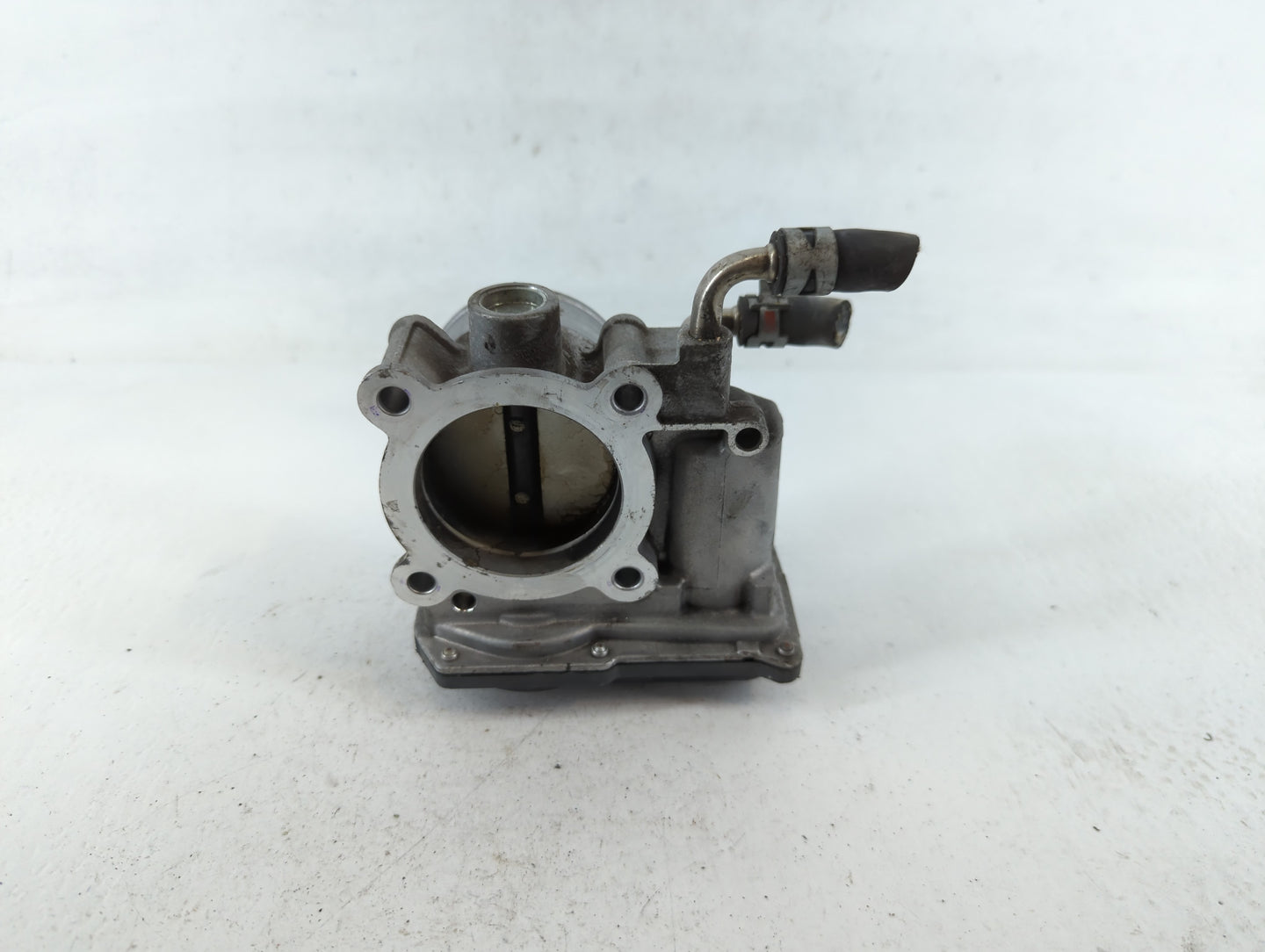 2018-2022 Toyota C-Hr Throttle Body P/N:22030-37040 Fits Fits 2013 2014 2018 2019 2020 2021 2022 OEM Used Auto Parts - Oemus