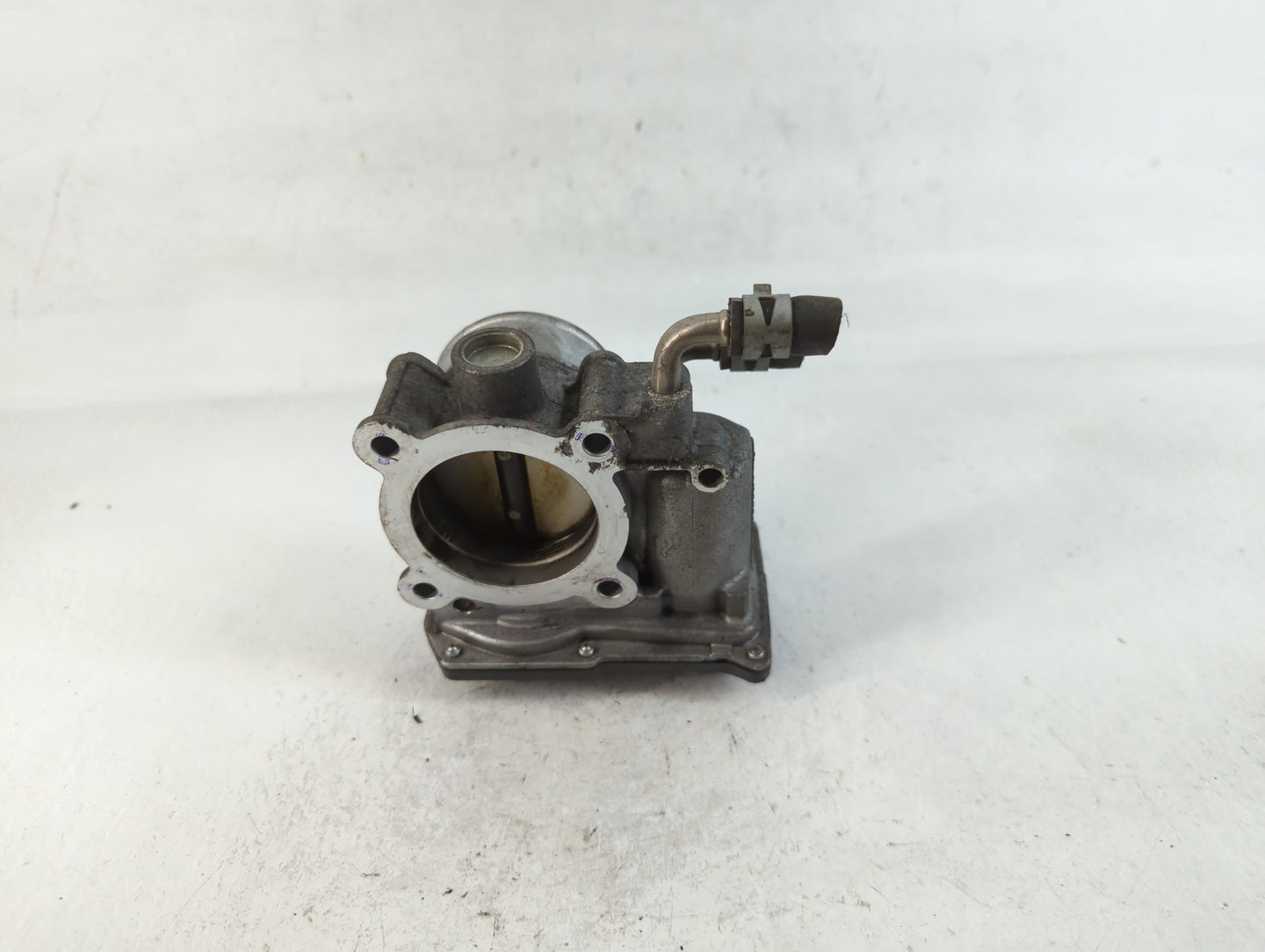 2018-2022 Toyota C-Hr Throttle Body P/N:22030-37040 Fits Fits 2013 2014 2018 2019 2020 2021 2022 OEM Used Auto Parts - Oemus
