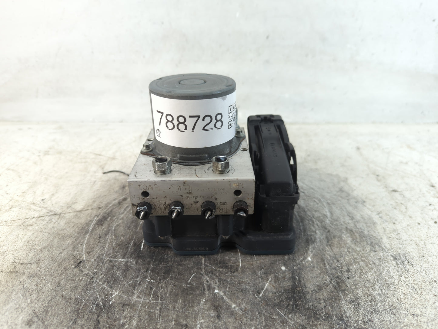 2019 Toyota C-Hr ABS Pump Control Module Replacement P/N:44540-F4150 Fits OEM Used Auto Parts - Oemusedautoparts1.com