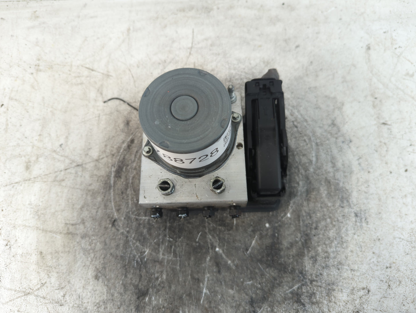2019 Toyota C-Hr ABS Pump Control Module Replacement P/N:44540-F4150 Fits OEM Used Auto Parts - Oemusedautoparts1.com