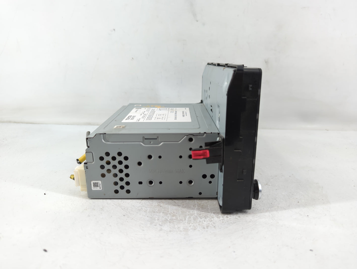 2019 Toyota C-Hr Radio AM FM Cd Player Receiver Replacement P/N:86140-10010 Fits OEM Used Auto Parts - Oemusedautoparts1.com