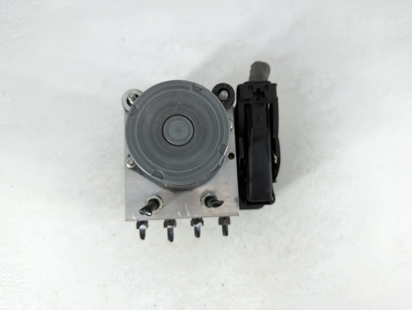 2019 Toyota C-Hr ABS Pump Control Module Replacement P/N:44540-F4150 Fits OEM Used Auto Parts - Oemusedautoparts1.com