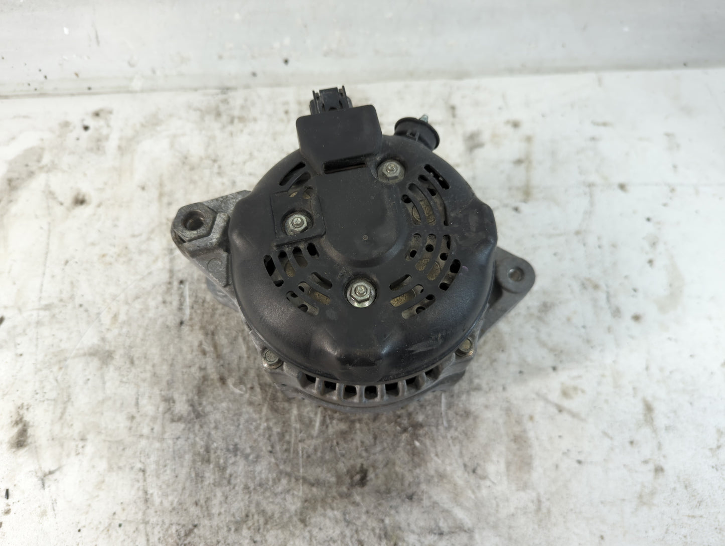 2019 Toyota C-Hr Alternator Replacement Generator Charging Assembly Engine OEM P/N:104211-9930 27060-37250 Fits OEM Used Aut