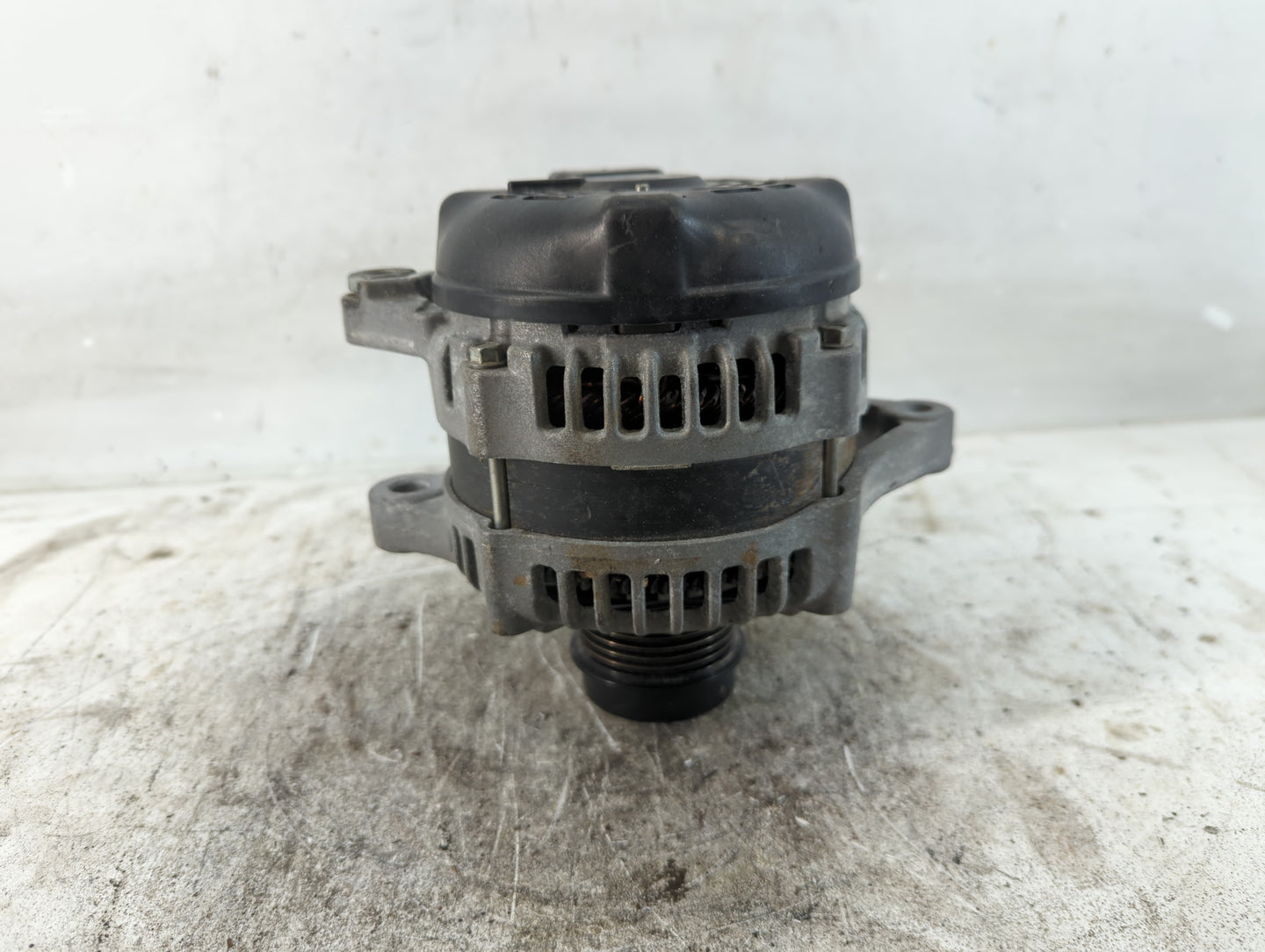2019 Toyota C-Hr Alternator Replacement Generator Charging Assembly Engine OEM P/N:104211-9930 27060-37250 Fits OEM Used Aut