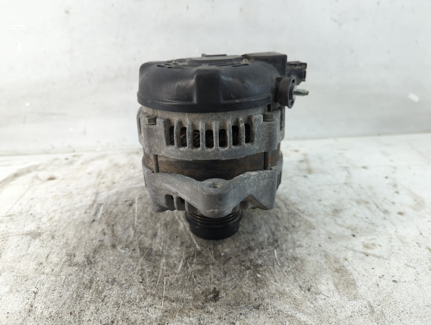 2019 Toyota C-Hr Alternator Replacement Generator Charging Assembly Engine OEM P/N:104211-9930 27060-37250 Fits OEM Used Aut