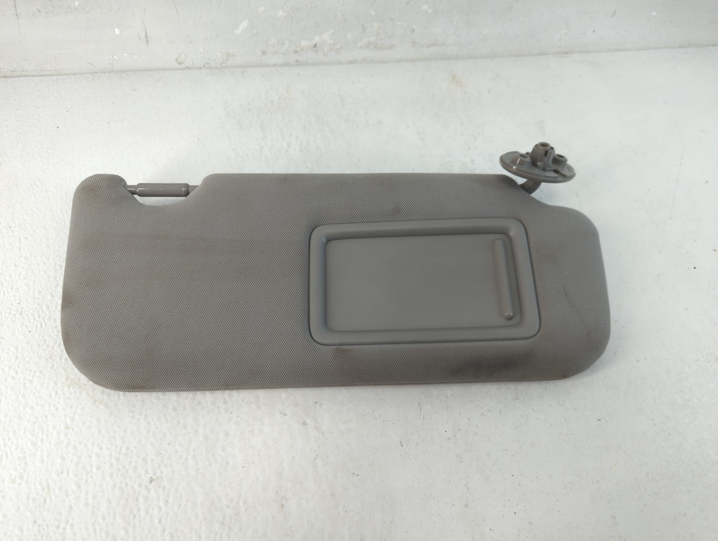 2018-2022 Toyota Camry Sun Visor Shade Replacement Passenger Right Mirror Fits Fits 2018 2019 2020 2021 2022 OEM Used Auto P