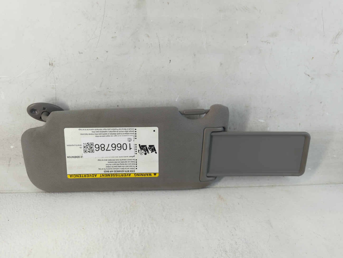 2018-2022 Toyota Camry Sun Visor Shade Replacement Passenger Right Mirror Fits Fits 2018 2019 2020 2021 2022 OEM Used Auto P