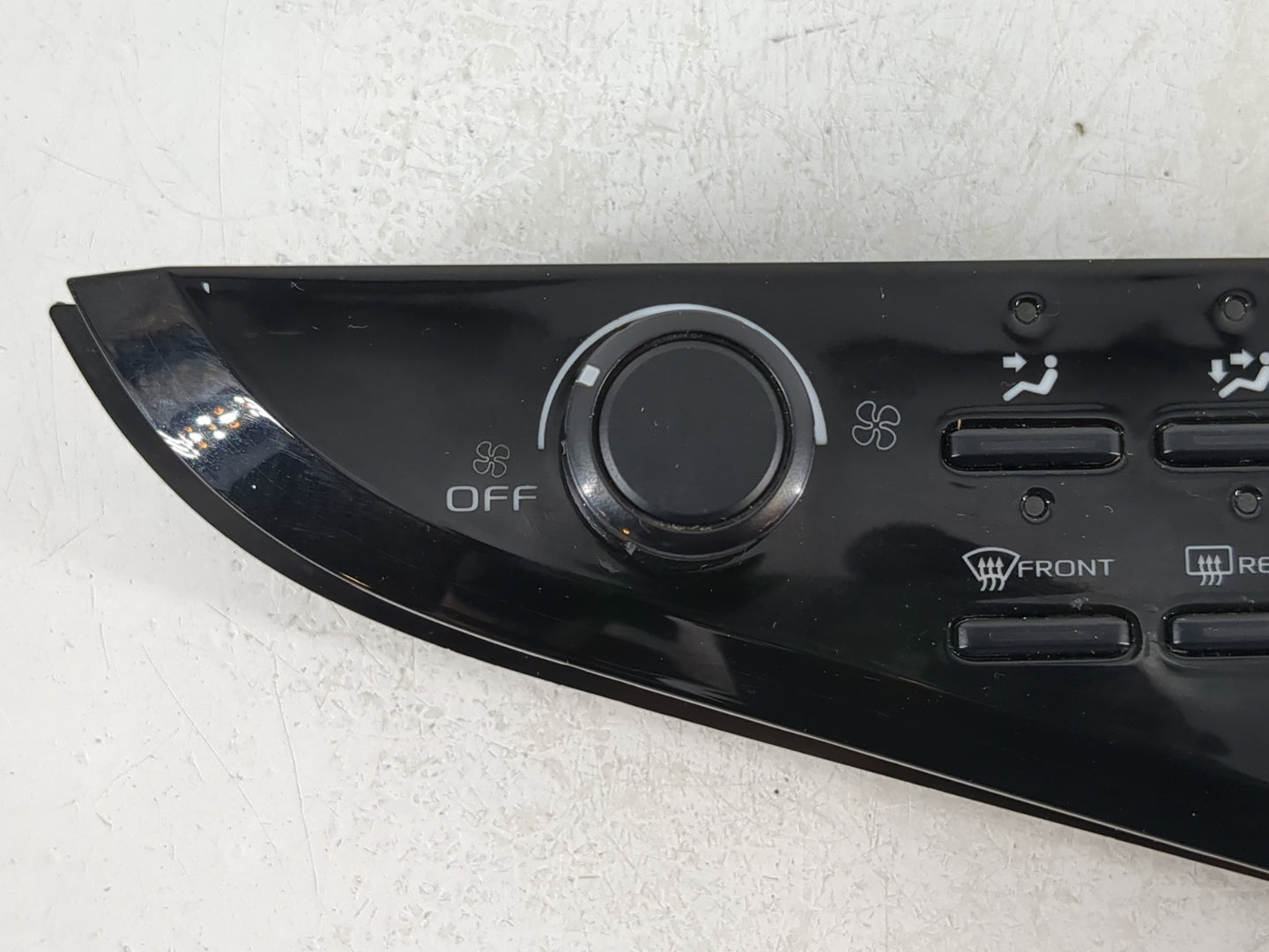 2018-2022 Toyota Camry Climate Control Module Temperature AC/Heater Replacement P/N:55900-06470 Fits Fits 2018 2019 2020 202