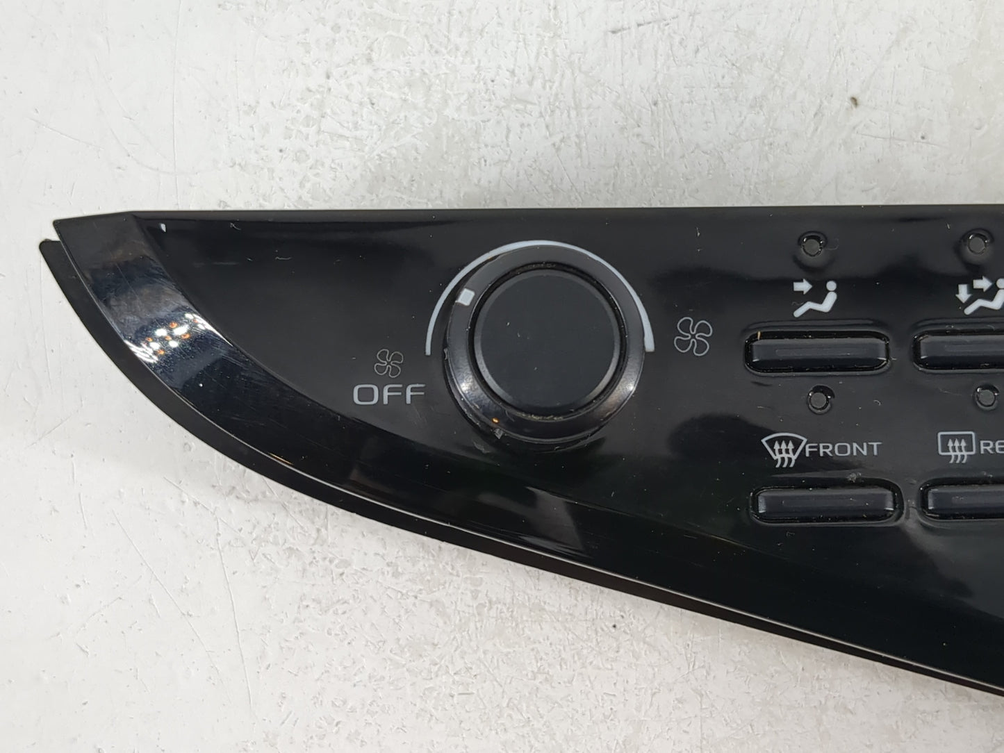 2018-2022 Toyota Camry Climate Control Module Temperature AC/Heater Replacement P/N:55900-06470 Fits Fits 2018 2019 2020 202