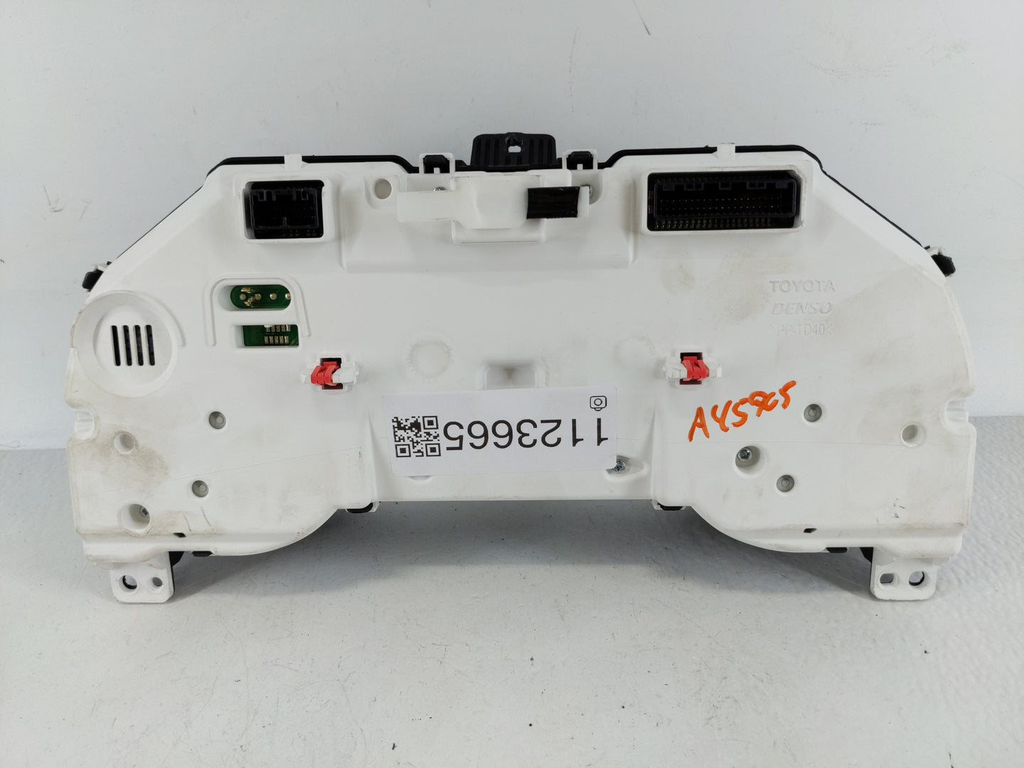2019 Toyota Camry Instrument Cluster Speedometer Gauges P/N:838000-0XD21 Fits OEM Used Auto Parts - Oemusedautoparts1.com