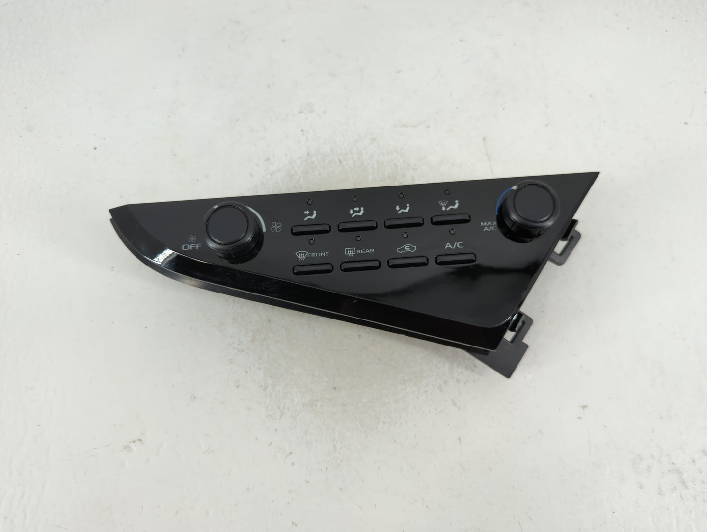 2018-2022 Toyota Camry Climate Control Module Temperature AC/Heater Replacement P/N:55900-06470 Fits Fits 2018 2019 2020 202