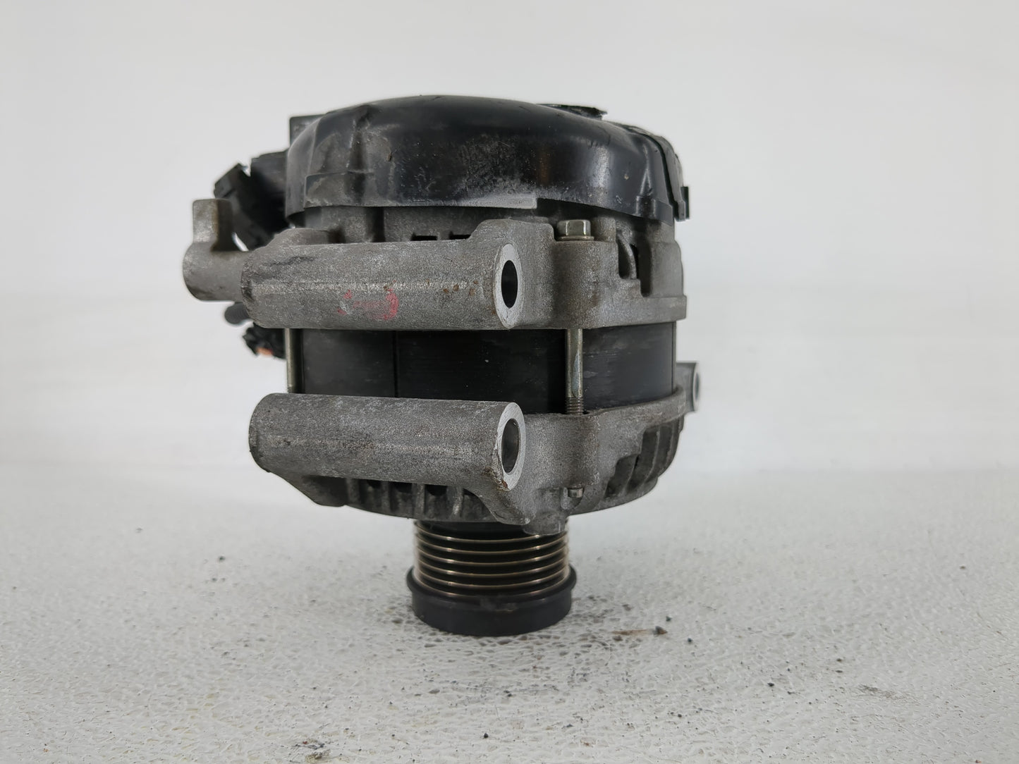 2018-2022 Toyota Camry Alternator Replacement Generator Charging Assembly Engine OEM P/N:27060-F0010 Fits OEM Used Auto Part