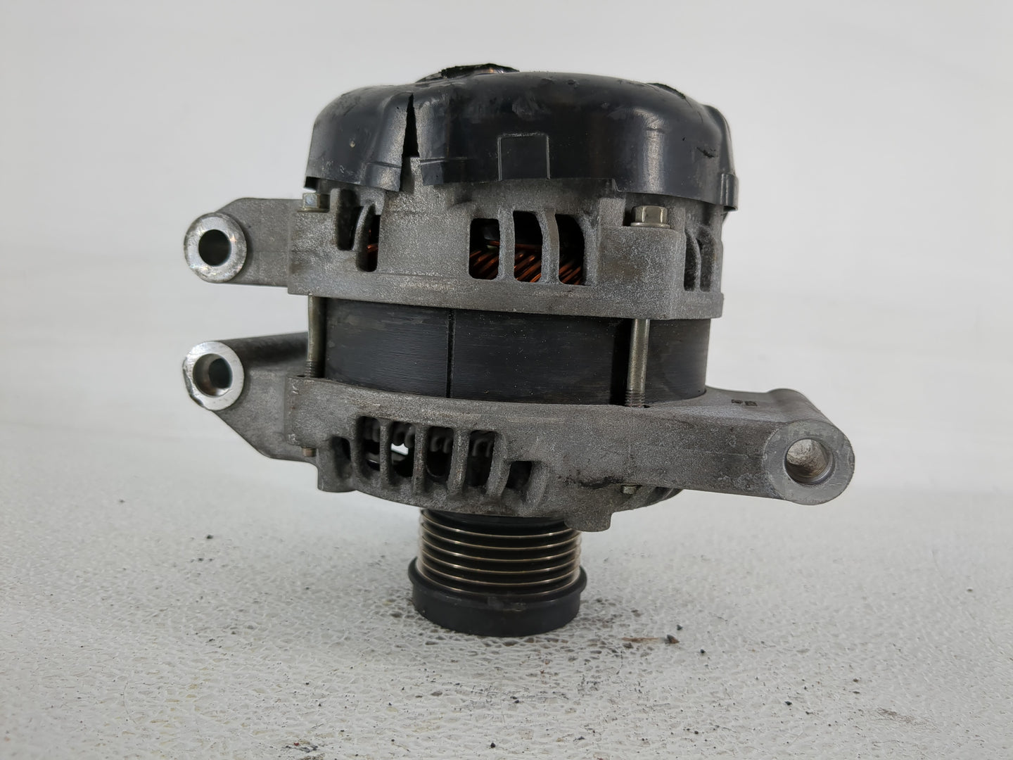 2018-2022 Toyota Camry Alternator Replacement Generator Charging Assembly Engine OEM P/N:27060-F0010 Fits OEM Used Auto Part