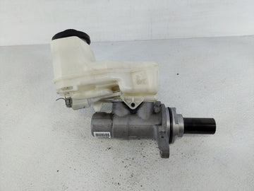 2018-2022 Toyota Camry Brake Master Cylinder - Oemusedautoparts1.com