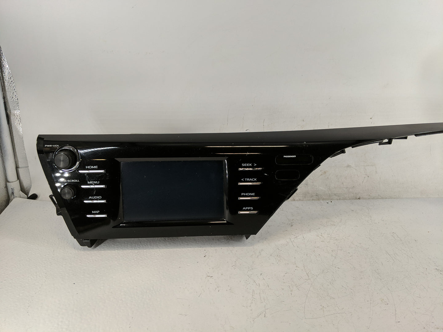 2019-2020 Toyota Camry Radio AM FM Cd Player Receiver Replacement P/N:86140-06410 Fits Fits 2019 2020 OEM Used Auto Parts - 