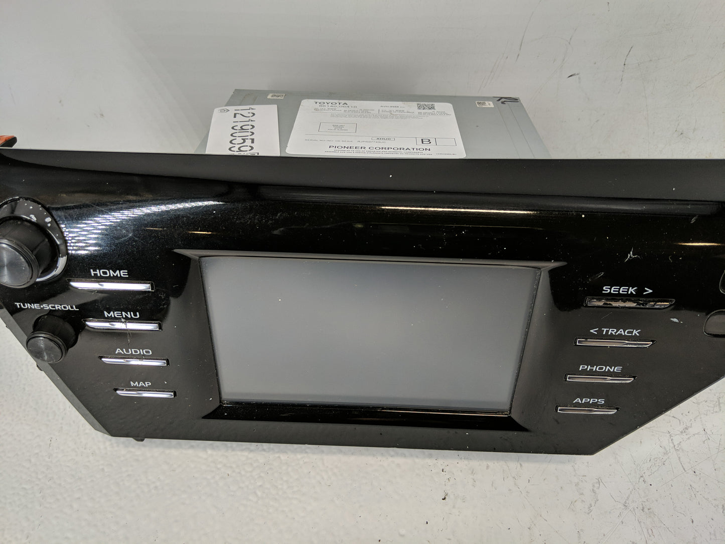 2019-2020 Toyota Camry Radio AM FM Cd Player Receiver Replacement P/N:86140-06410 Fits Fits 2019 2020 OEM Used Auto Parts - 