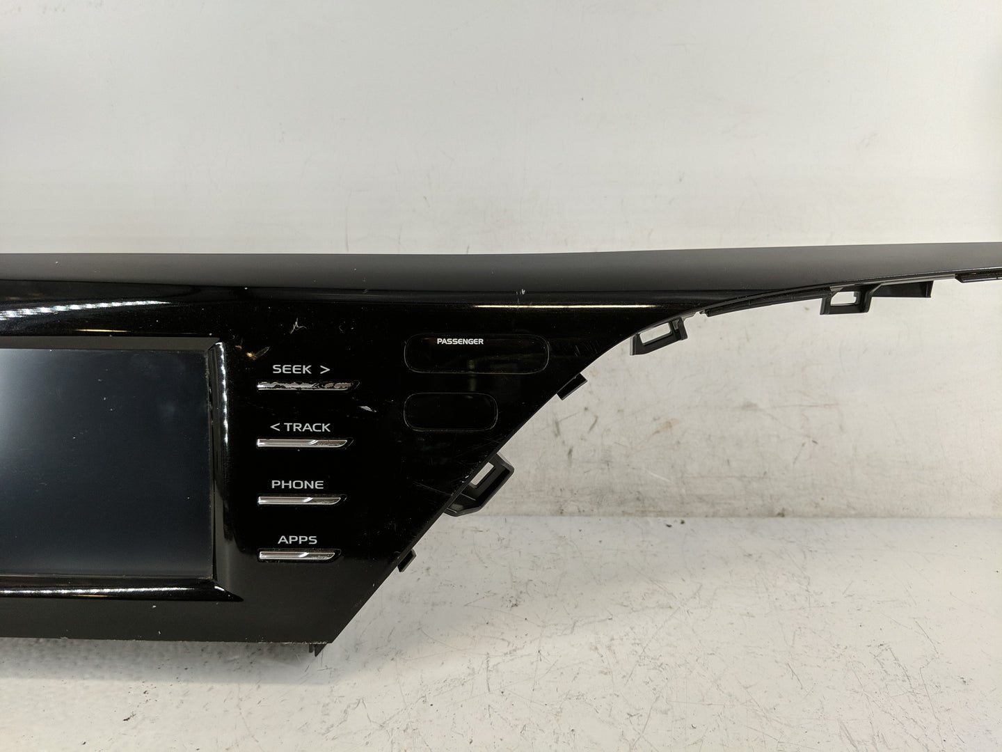 2019-2020 Toyota Camry Radio AM FM Cd Player Receiver Replacement P/N:86140-06410 Fits Fits 2019 2020 OEM Used Auto Parts - 