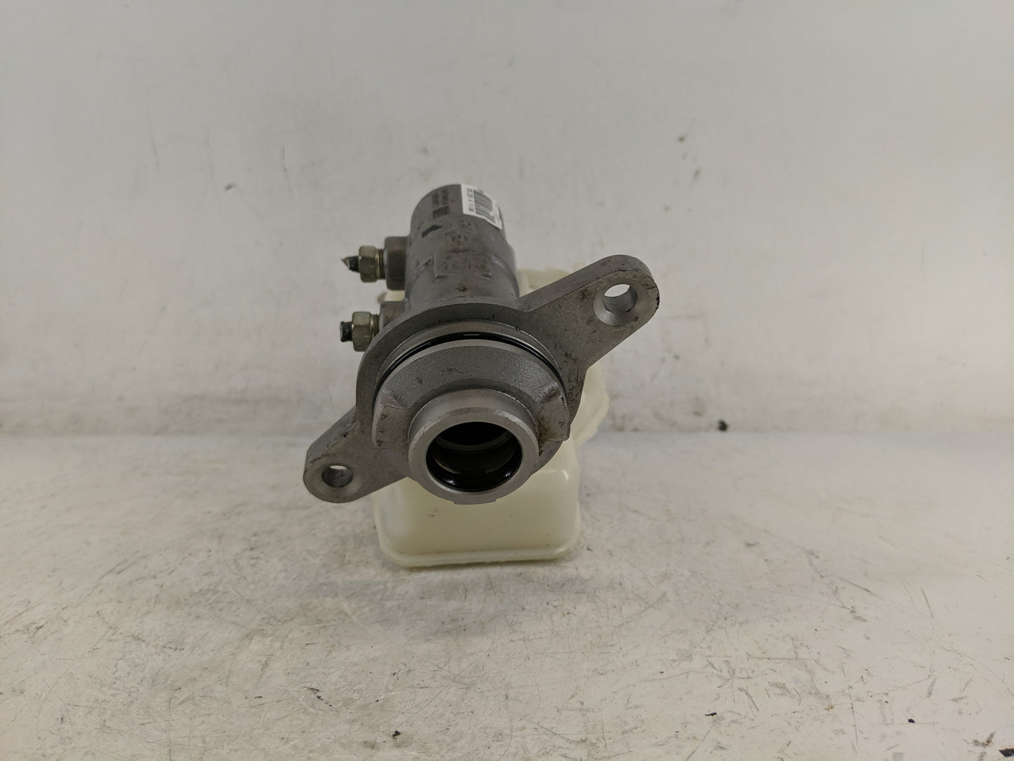 2018-2022 Toyota Camry Brake Master Cylinder - Oemusedautoparts1.com