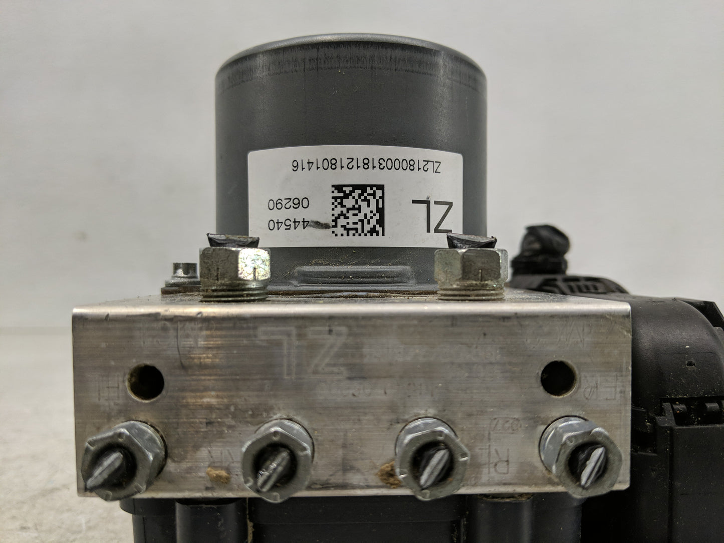 2018-2020 Toyota Camry ABS Pump Control Module Replacement P/N:44540 06290 0265956731, 2265106527 Fits Fits 2018 2019 2020 O