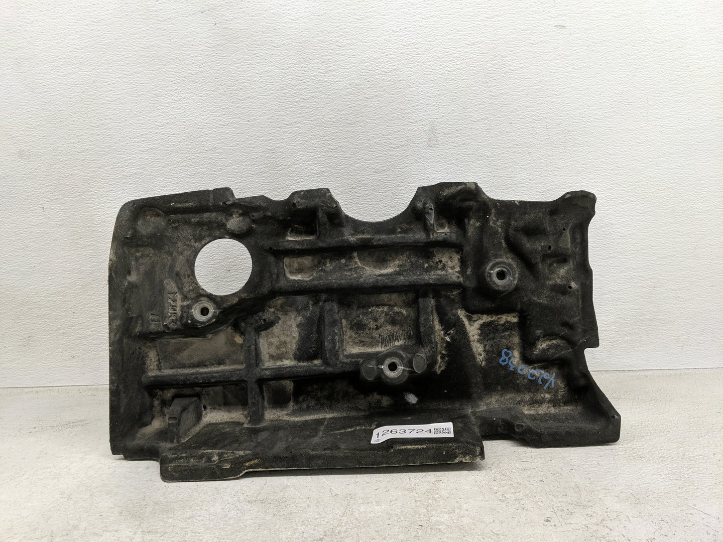 2019 Toyota Camry Engine Cover - Oemusedautoparts1.com