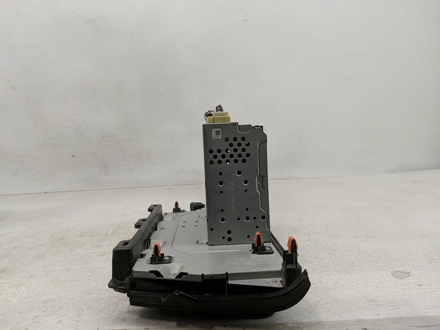 2019-2020 Toyota Camry Radio AM FM Cd Player Receiver Replacement P/N:86140-06410 Fits Fits 2019 2020 OEM Used Auto Parts - 