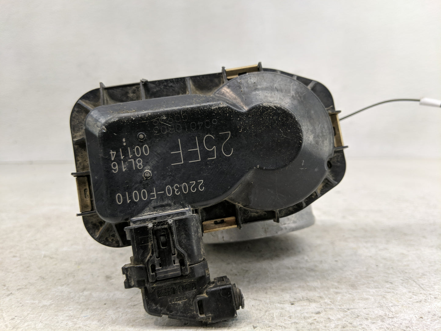 2018-2022 Toyota Camry Throttle Body P/N:22030-F0010 Fits Fits 2018 2019 2020 2021 2022 OEM Used Auto Parts - Oemusedautopar