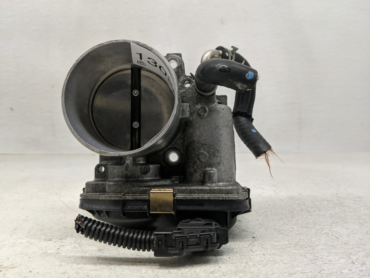 2018-2022 Toyota Camry Throttle Body P/N:22030-F0010 Fits Fits 2018 2019 2020 2021 2022 OEM Used Auto Parts - Oemusedautopar