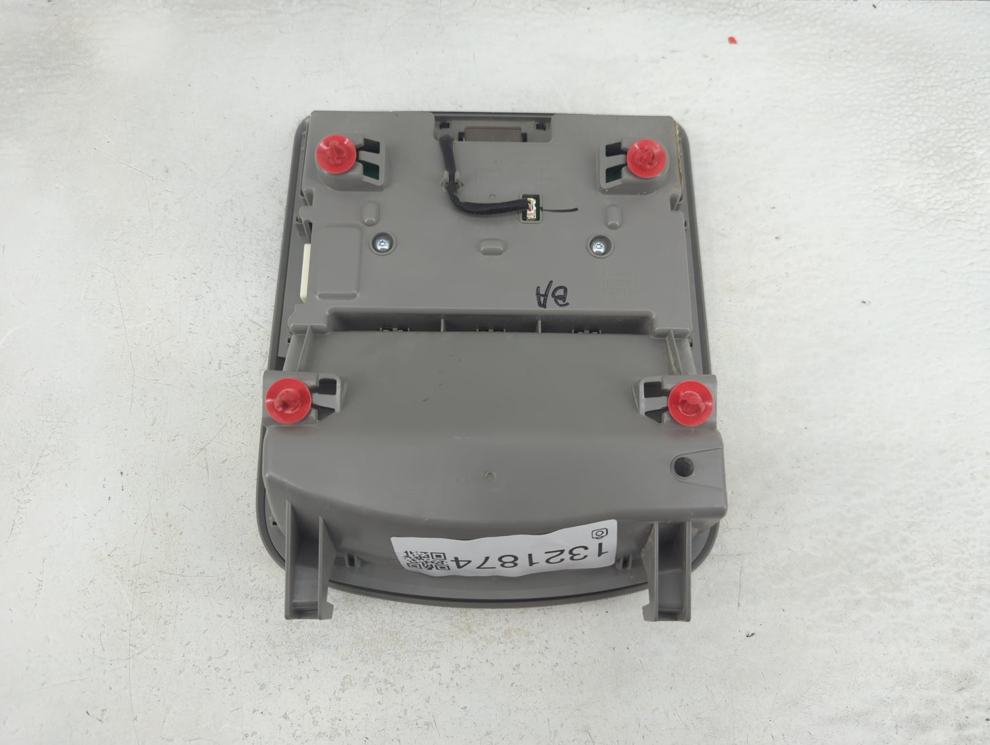 2019 Toyota Camry Overhead Roof Console - Oemusedautoparts1.com
