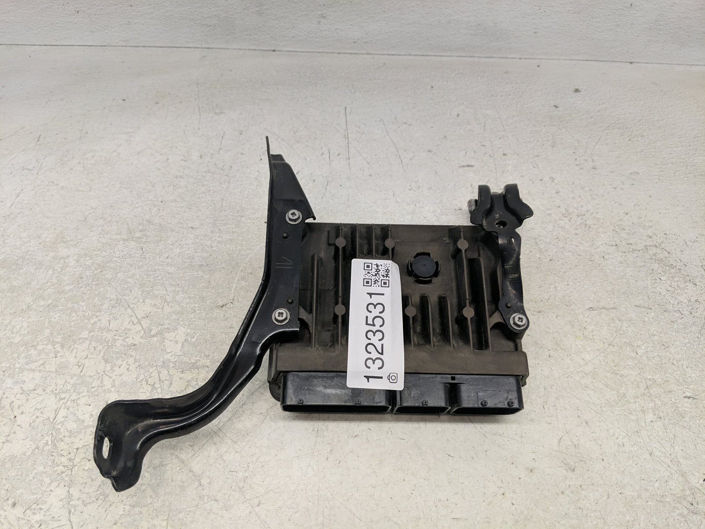 2019 Toyota Camry PCM Engine Control Computer ECU ECM PCU OEM P/N:89661 0X582 Fits OEM Used Auto Parts - Oemusedautoparts1.c