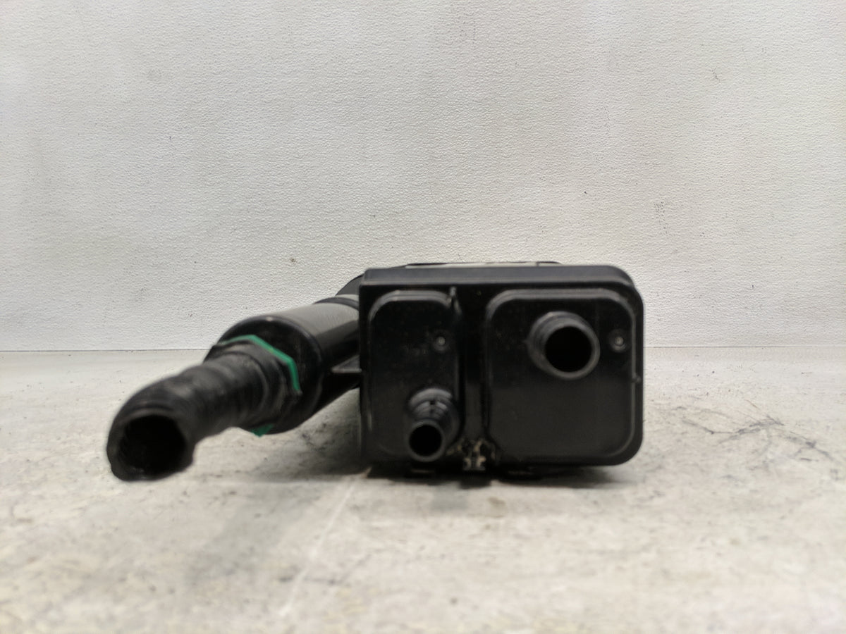 2019 Toyota Camry Fuel Vapor Charcoal Canister 1357816 - Oemusedautoparts1.com