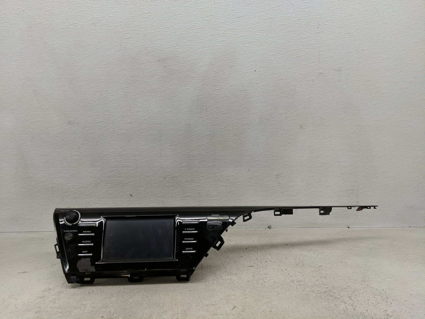 2019-2020 Toyota Camry Radio AM FM Cd Player Receiver Replacement P/N:86140-06410 Fits Fits 2019 2020 OEM Used Auto Parts - 