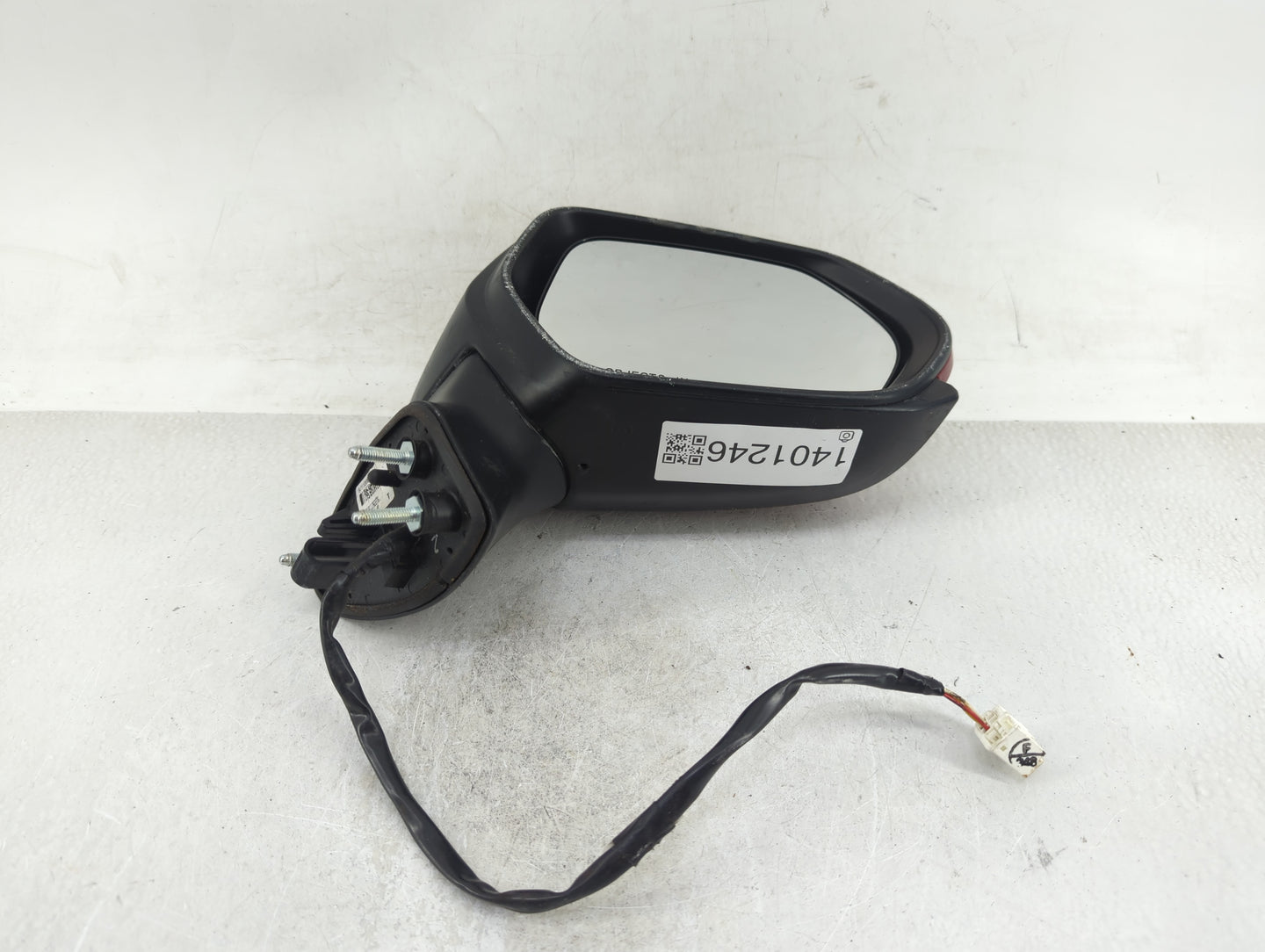 2018-2022 Toyota Camry Passenger Side View Mirror - Right Door Mirror OEM Used - Oemusedautoparts1.com