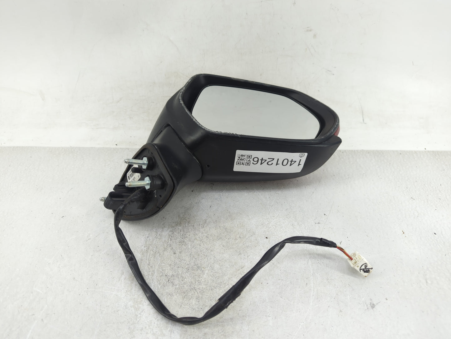 2018-2022 Toyota Camry Passenger Side View Mirror - Right Door Mirror OEM Used - Oemusedautoparts1.com